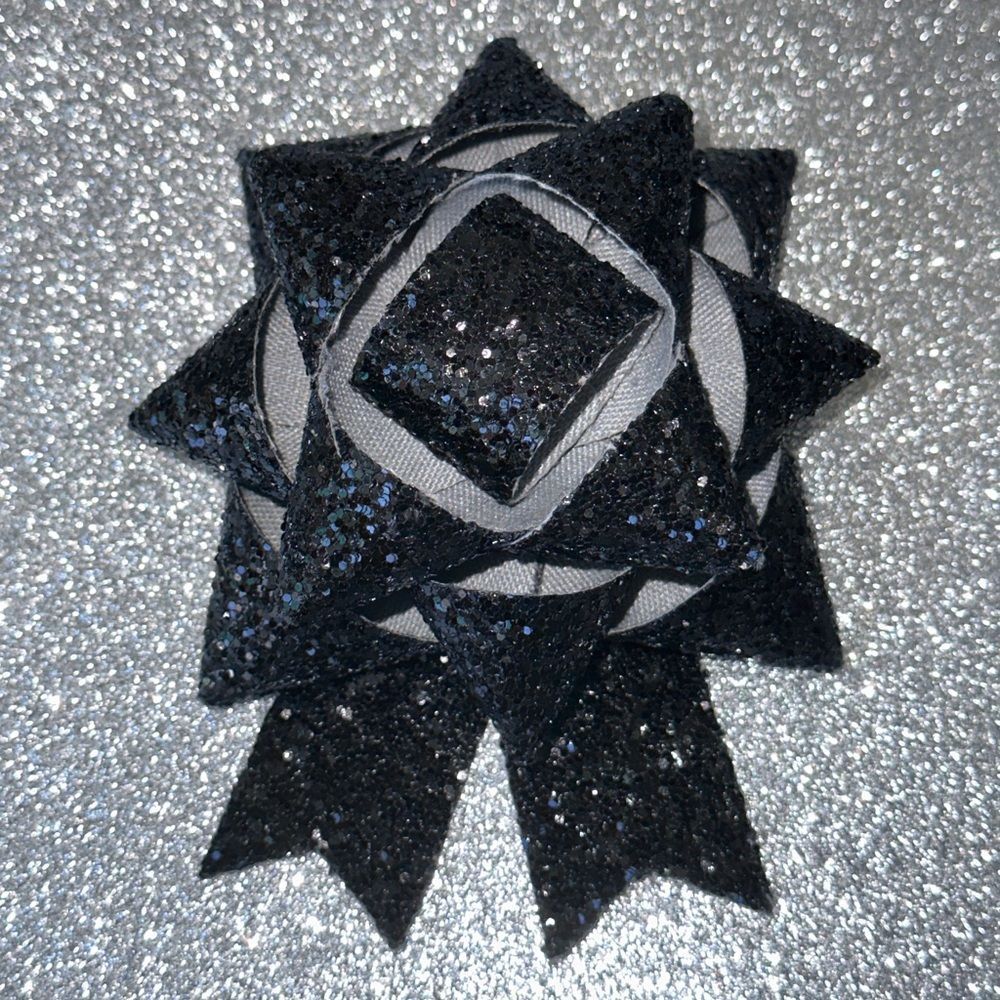 Gift hair bows